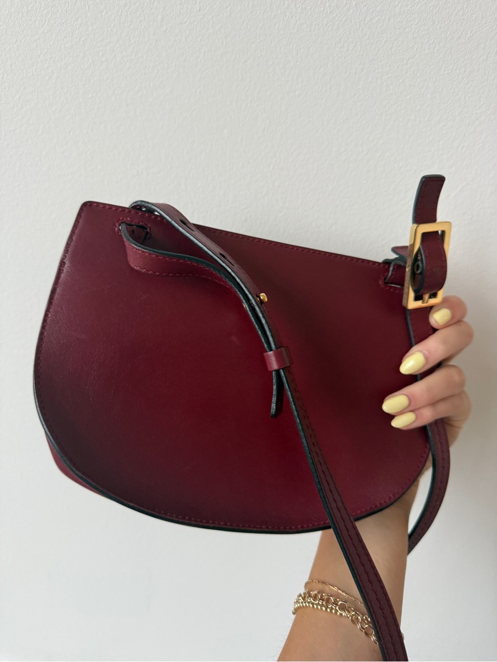 Authentic Chloe Burgundy Leather Crossbody Bag - Picture 3 of 7
